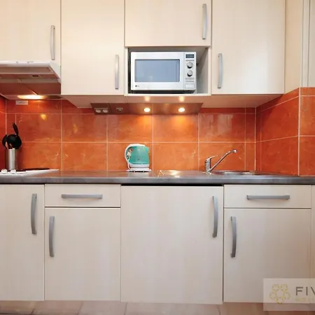 Studio Herold Five Stars Holiday House