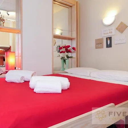 Studio Herold Five Stars Holiday House ニース
